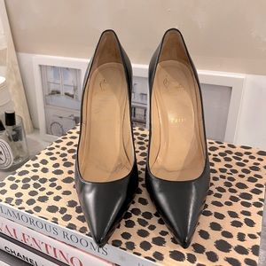 Christian Louboutin Black Leather Décolleté 100